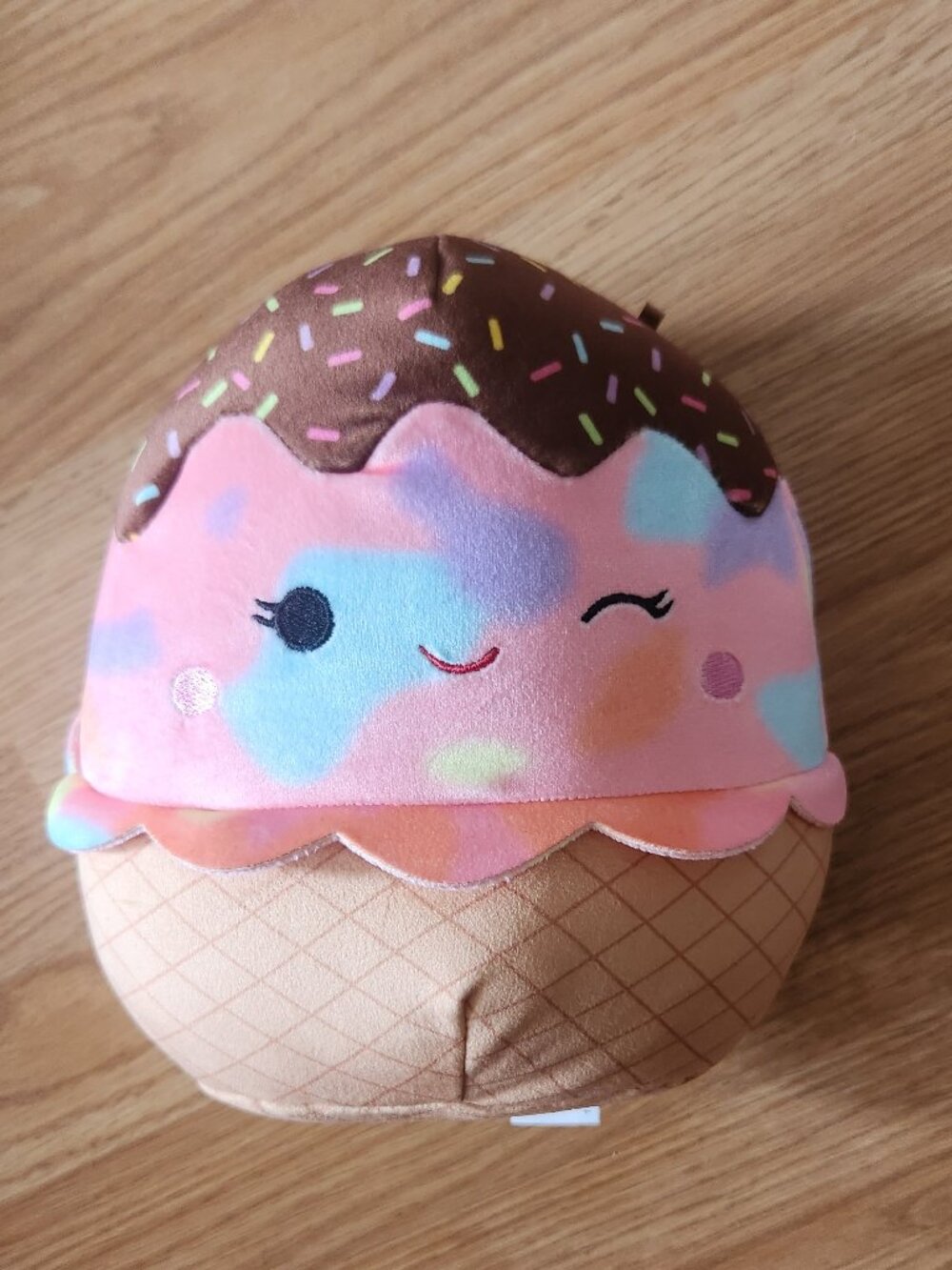 Squishamllows Glady the Ice Cream, EUC